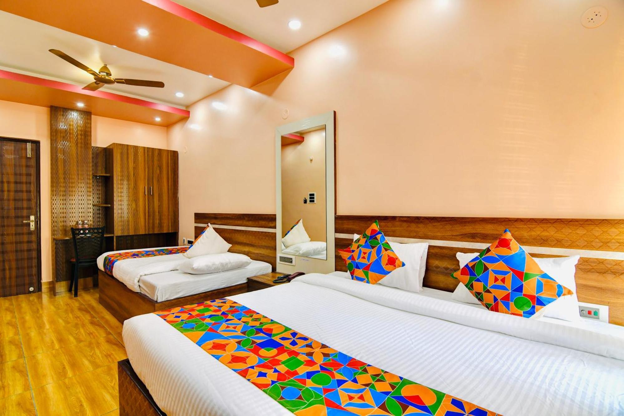 Hotel Kanan Inn Calcutta Exterior foto